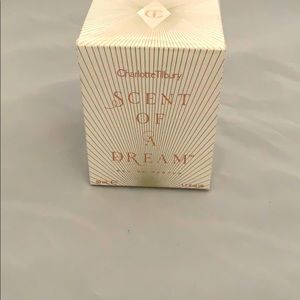 Charlotte Tilbury “scent of a dream”